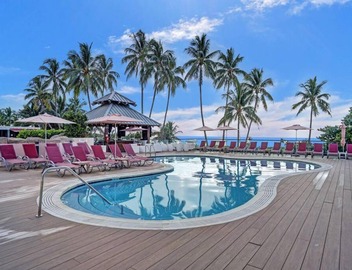 Amazing Ocean View Condo Beach Service 1111 2