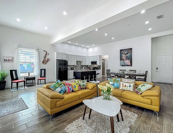 Amazing Walkability, Thornton Park suburb of Downtown Orlando walk to everything 2