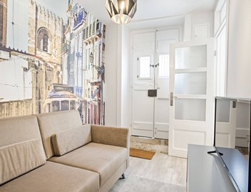 Ambassador Boutique Apartment I (C66) 2