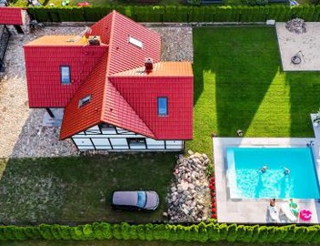 Amber House 4
