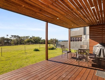 Anmere Cottage 3