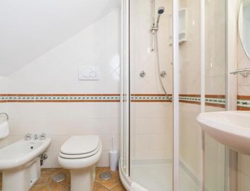 Anna Apartment 5