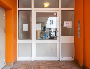 Apartment 'Aldars 10' with Balcony, Wi-Fi and Air Conditioning 5