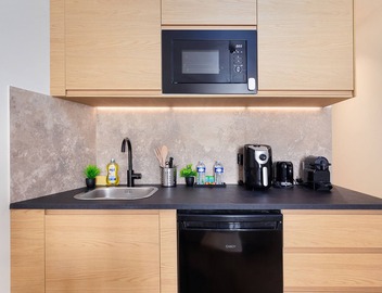Apartment-Wet room-City view 3
