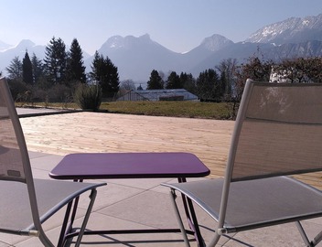Appartement de Charme, Grande Terrasse vue lac et Montagne, 5 mn à Pied du lac 4