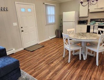 Appealing two-bedroom, one-bathroom condo, two short blocks from the beach! 3