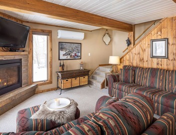 *Apres Chalet*- Ski, Bike or Hike in & out 5