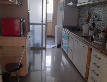 Apto. Amplo, à 200 mts da Bela Praia do Forte e 2 Vagas de Garagem 4