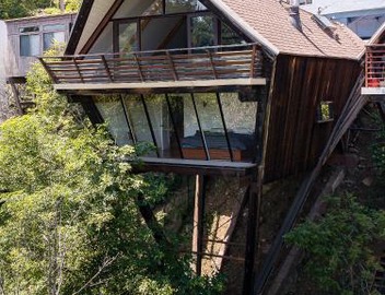 Architectural Marvel in Hollywood Hills with Views 2