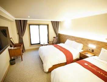 Ariana Hotel 3