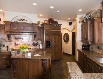 Arrowhead Manor Bed & Breakfast Inn & Event Center 2
