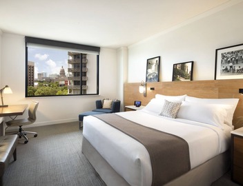 AT&T Hotel & Conference Center at the University of Texas 4