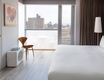 Atelier King Room at Hotel on Rivington 2