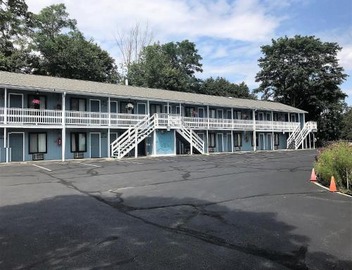Atlantic Motel 5