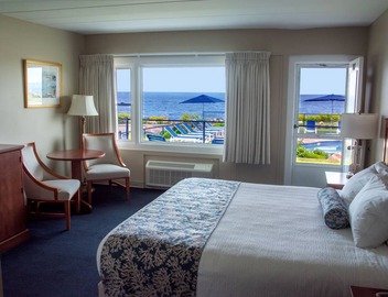 Atlantis Oceanfront Inn 3