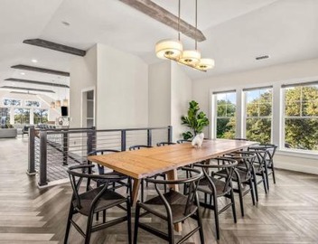 Aurora 6 BR Elevator Theater Rec Room Pool & Hot 4