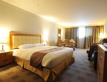 AW Hotel 3