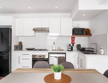 Balmain Garden Hideaway with BBQ 5
