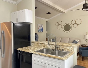 Baton Rouge 2BR2BA Essen @I-10&I-12 2