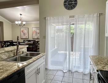 Baton Rouge 2BR2BA Essen @I-10&I-12 4