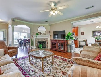 Baton Rouge Retreat w/Patio, Grill & Fire Pit! 2