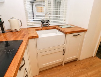 Bay Tree Cottage 3