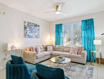 Bayou Bliss- Welcome Y'all! 3 bedroom condo super close to Walt Disney World! 4