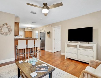 Bayshore Bungalow 4