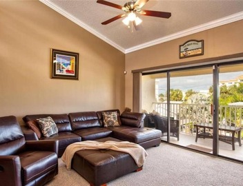 Beach condo in the heart of Clearwater beach 3