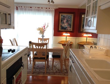 Beach Front Condo - Min 31 Day Stay 3