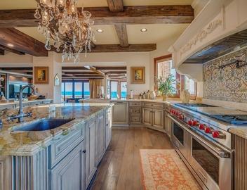 Beach Front Executive Home 5