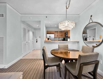 Beachfront Apt w/Stunning Views 3