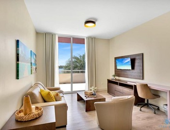Beachfront Condo-ROOFTO POOL- 2 BEDROOMS 2 BR ! 3