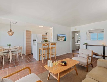 Beachfront Ocean View Condo | California King, Balcony & Steps to the Sand 5