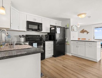 Beachfront Panoramic Views Oceanfront Oasis 4