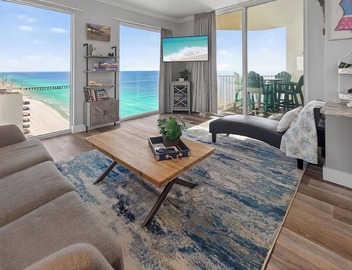 Beachfront Penthouse! Scenic Views! 10ft Ceilings! 4
