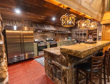 Bearshield Lodge 2