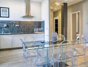 Beautiful 120m2 Flat in bourgeois building with terrace 3