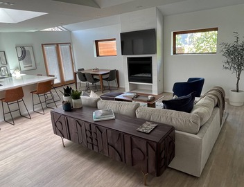 Beautiful 2 Bedroom Home in Santa Monica 3