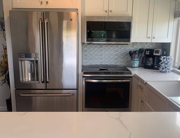 Beautiful Condo Steps to the Beach! Ocean View! First Floor Unit 1 5