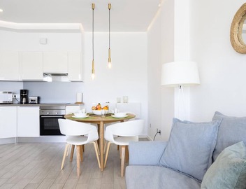 Beautiful ground floor with terrace and partial sea view in Costa Adeje 4