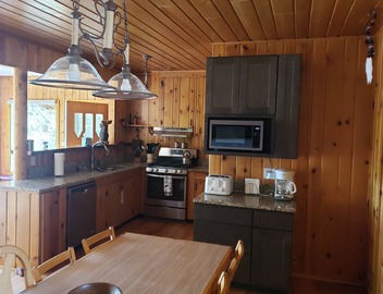 Beautiful Lake and Mountain Views with Parking for your Toys! In Grand Lake 2