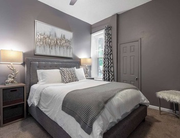 Beautiful One Bedroom With King Bed | 07 2
