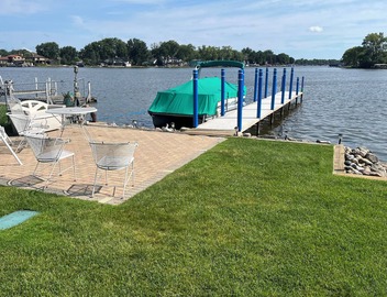 Beautiful Riverhaus Setting 4