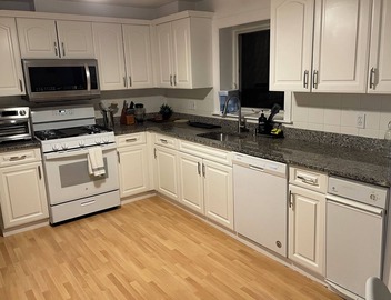 Beautiful Spacious 4BRM House! 3