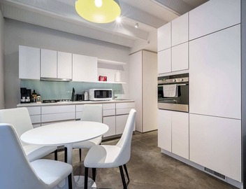 Beautiful Unit in Downtown Vancouver 3