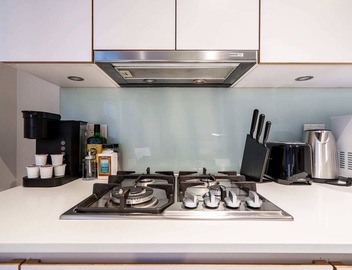 Beautiful Unit in Downtown Vancouver 4