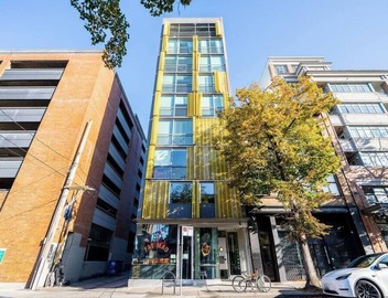Beautiful Unit in Downtown Vancouver 5