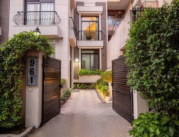 BedChambers Serviced Apartments Sector40 5