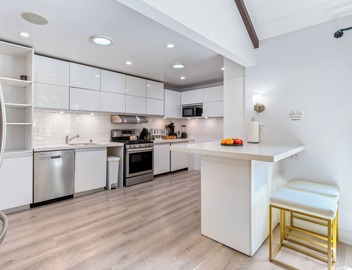 Bel Air Very Private and Comfy Home with Jacuzzi 3